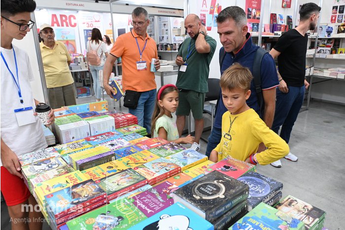 Bookfest International Book Salon launched in Chisinau 