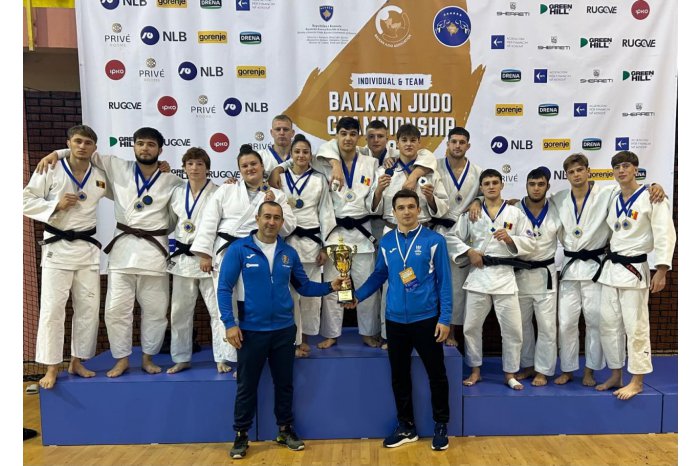 Judocanii moldoveni au cucerit 14 medalii la Campi